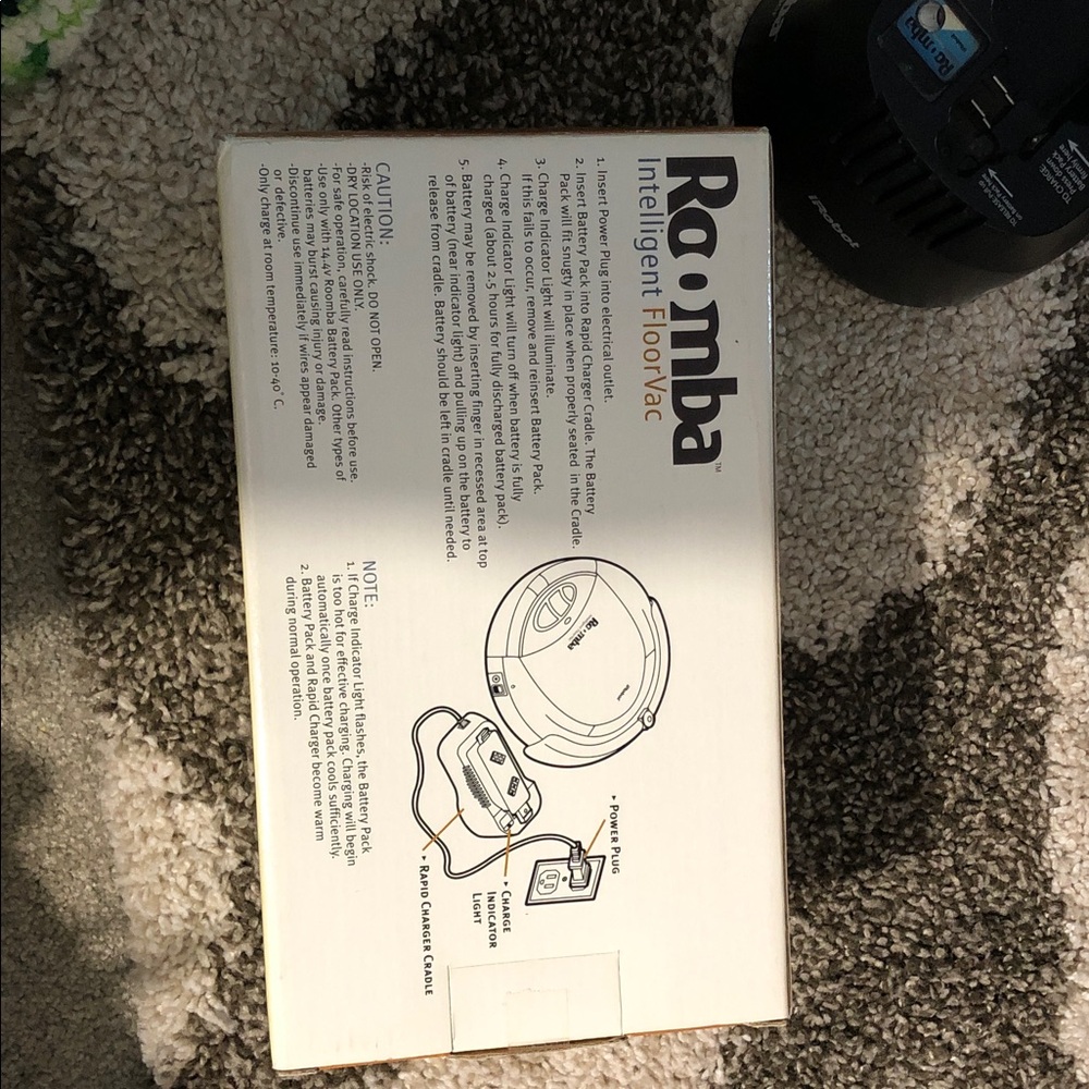 Rapid charger rOoMbA floorvac model#02004 battery charge iRobot - Picture 6 of 9